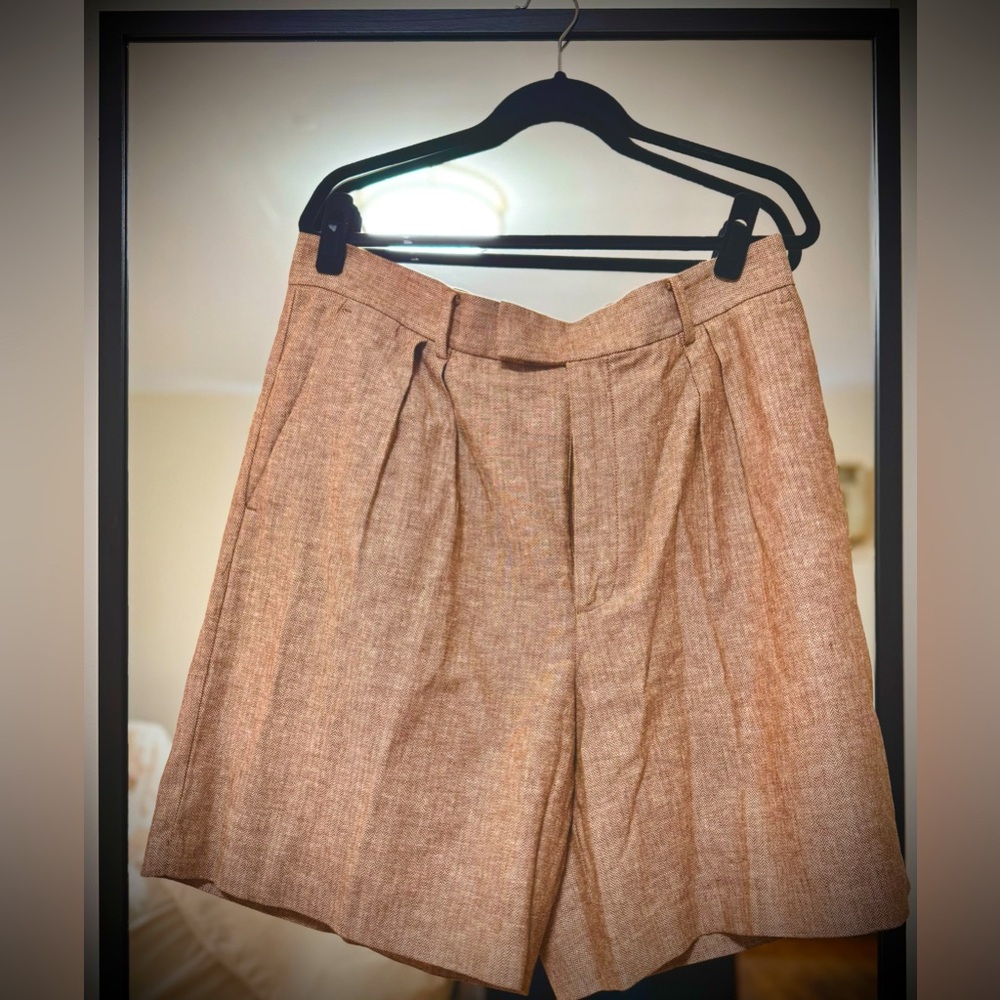 Banana Republic Factory Tweed Shorts- perfect for work or going out!
